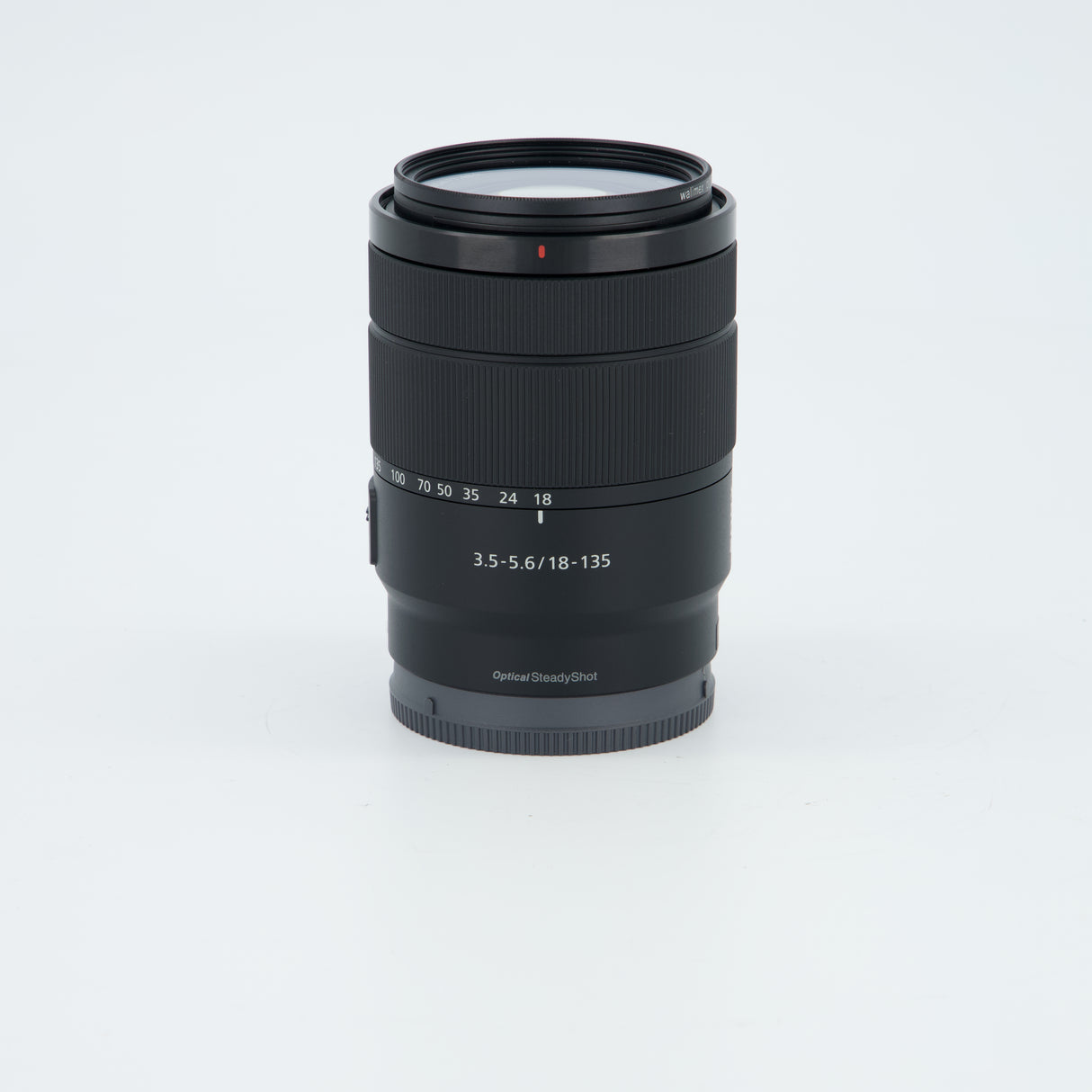 OBJECTIF SONY E 18-135mm f/3.5-5.6 OSS noir