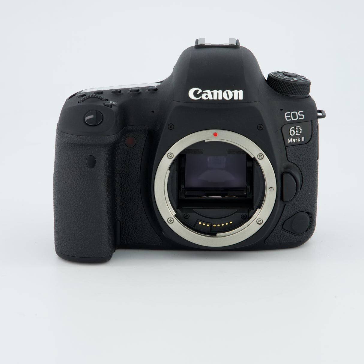APPAREIL PHOTO CANON EOS 6D Mark II