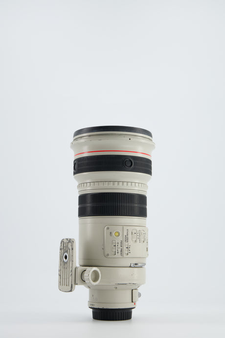 Objectif Canon 300 mm f/2.8 L IS USM (vendu avec sa valise Canon)