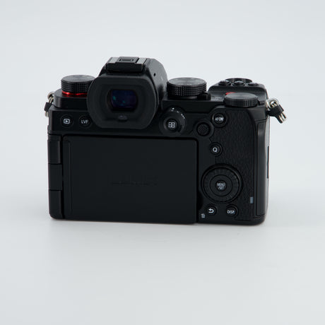 APPAREIL PHOTO PANASONIC LUMIX DC-S5D