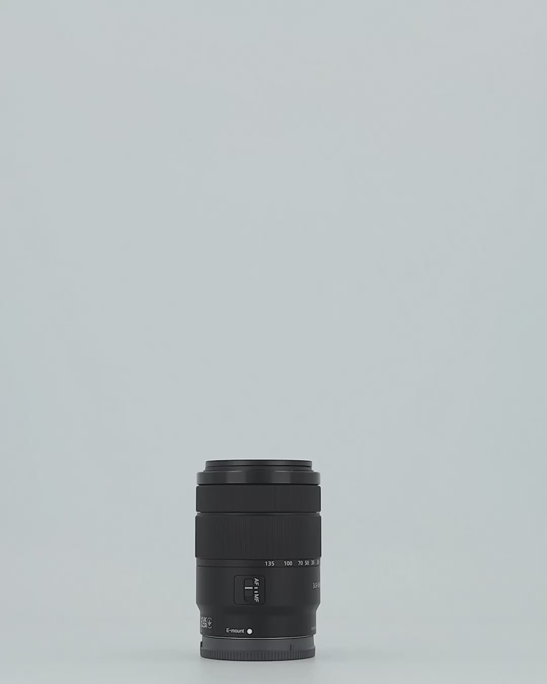 OBJECTIF SONY E 18-135mm f/3.5-5.6 OSS noir